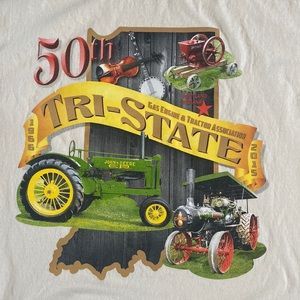 Farm graphic T-Shirt. XL